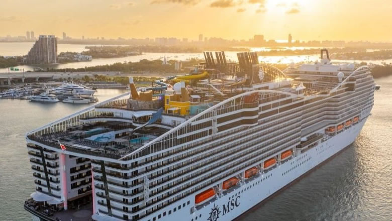 Cruising on the MSC World America